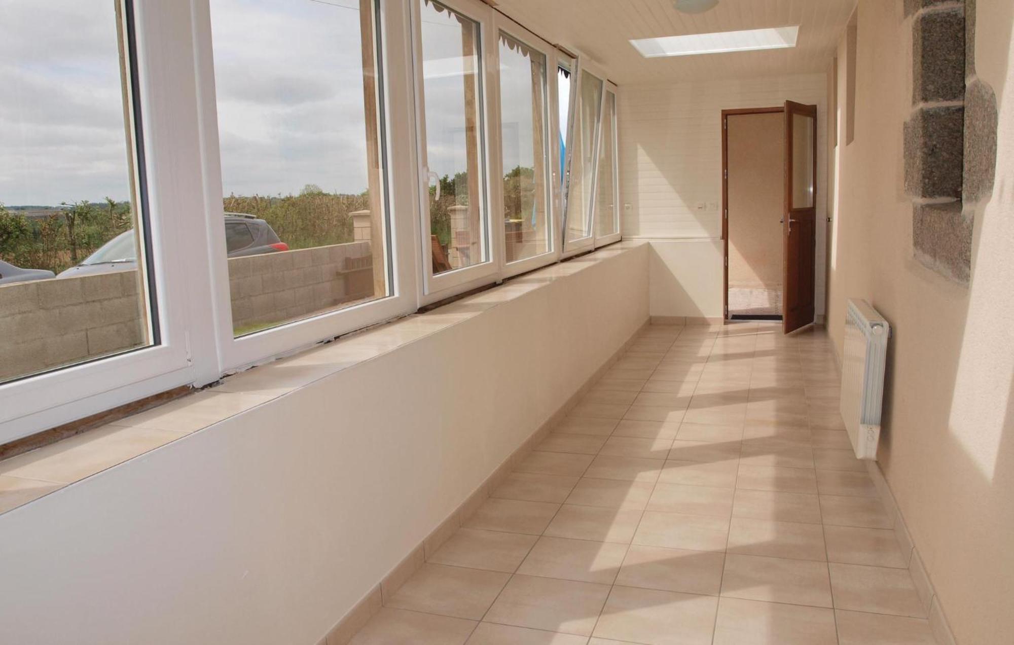 2 Bedroom Awesome Home In Mantallot Exterior photo